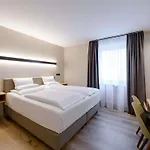 Mercure Altstadt Hotell 3*