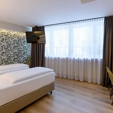 Mercure Altstadt 3*