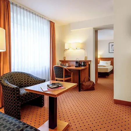 Mercure Altstadt 3*