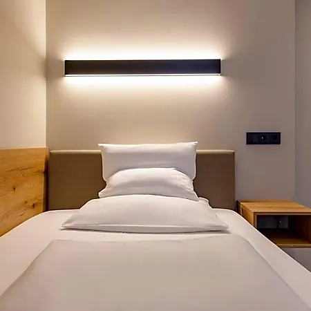 Hotel Mercure Altstadt 3*