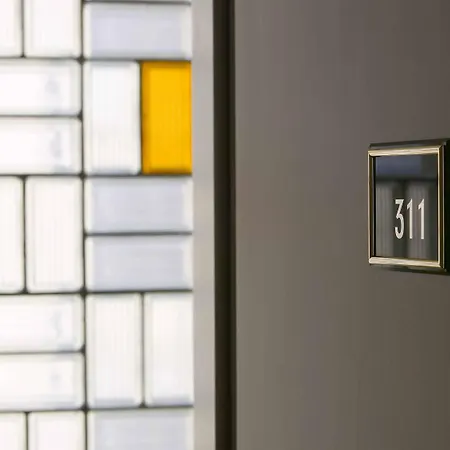 Mercure Altstadt Hotel 3*