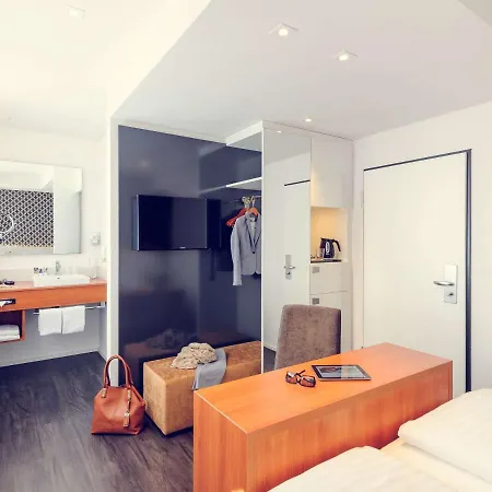فندق فندق ميركور التشتات 3*