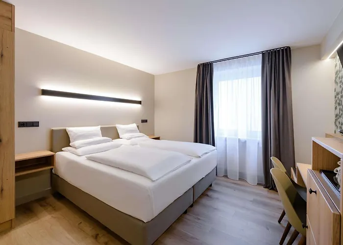 メルキュール アルトシュタット ホテル 3*