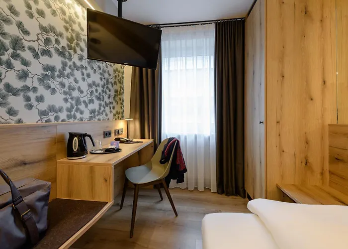 Hotel Mercure Altstadt 3*