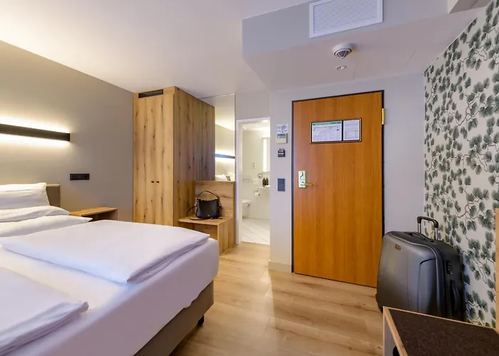 Hotel Mercure Altstadt 3*