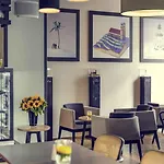 فندق ميركور التشتات 3*