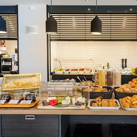 Mercure Altstadt 3*