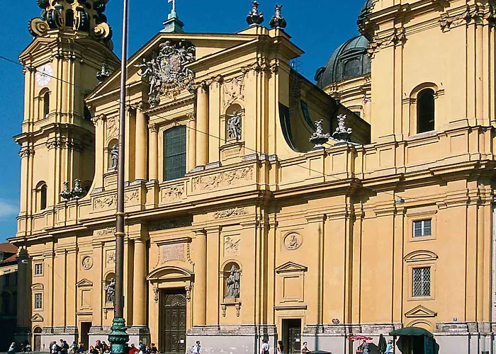 Otel Mercure Altstadt