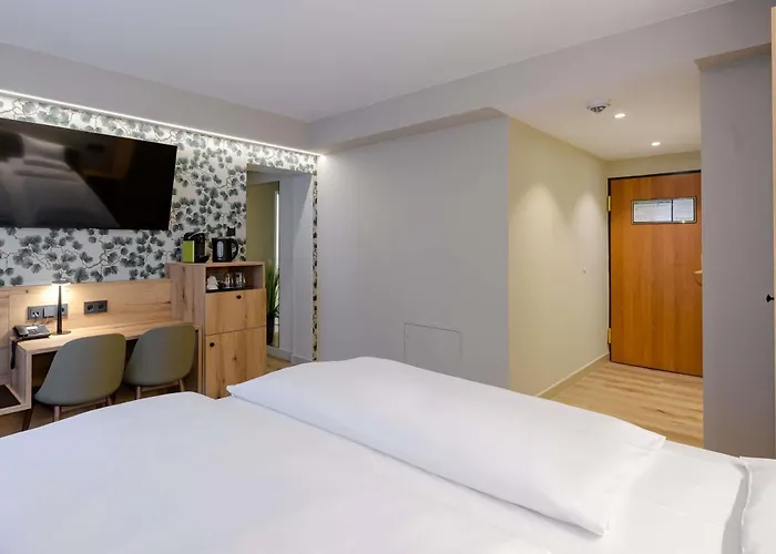 Mercure Altstadt Otel Münih